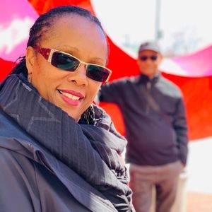 Meet your Posher, Joy